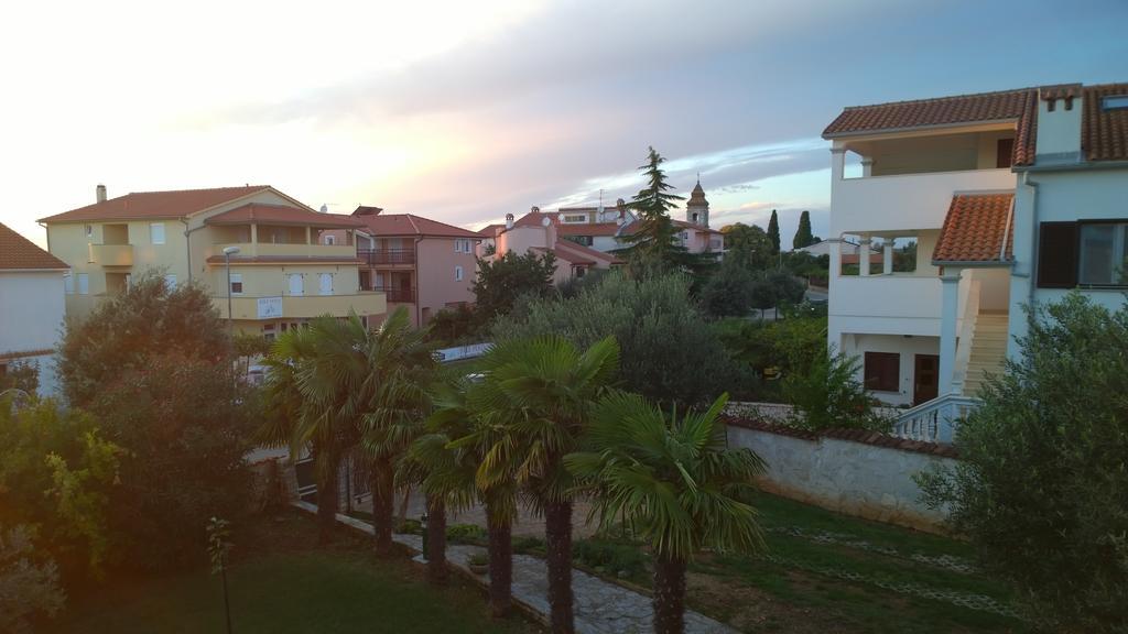 פרוי Apartments Free Parking Big Garden חדר תמונה